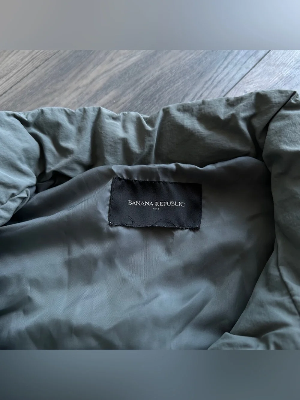Banana Republic Matcha Latte Green Puffer Vest